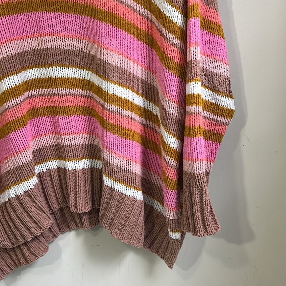 Aerie Women’s Oversized Chenille Turtleneck Sweater Size Medium - Picture 4 of 10